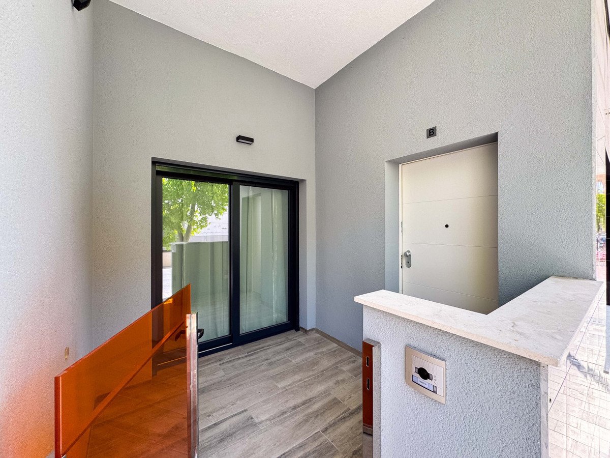 1 Bed Middle Floor Apartment in Playa Del Cura