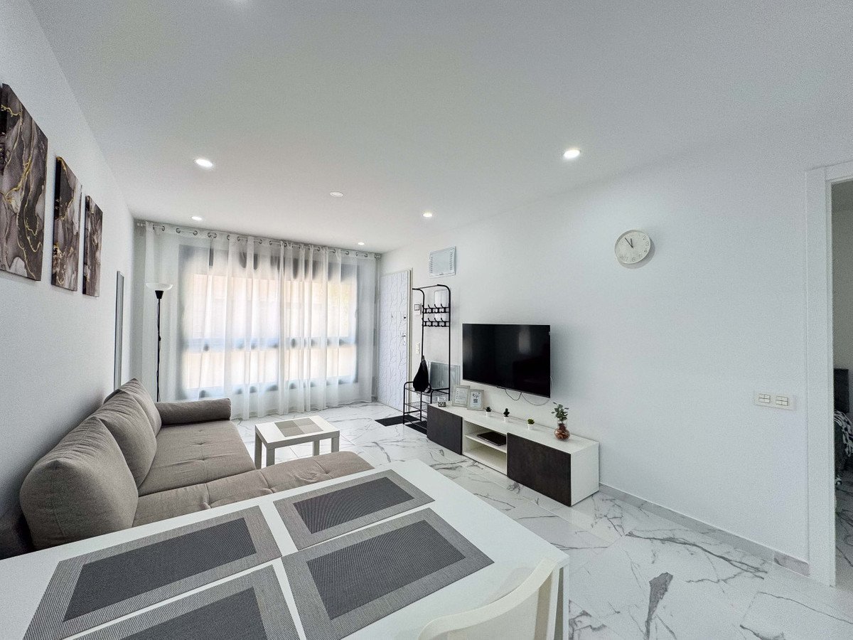 1 Bed Middle Floor Apartment in Playa Del Cura