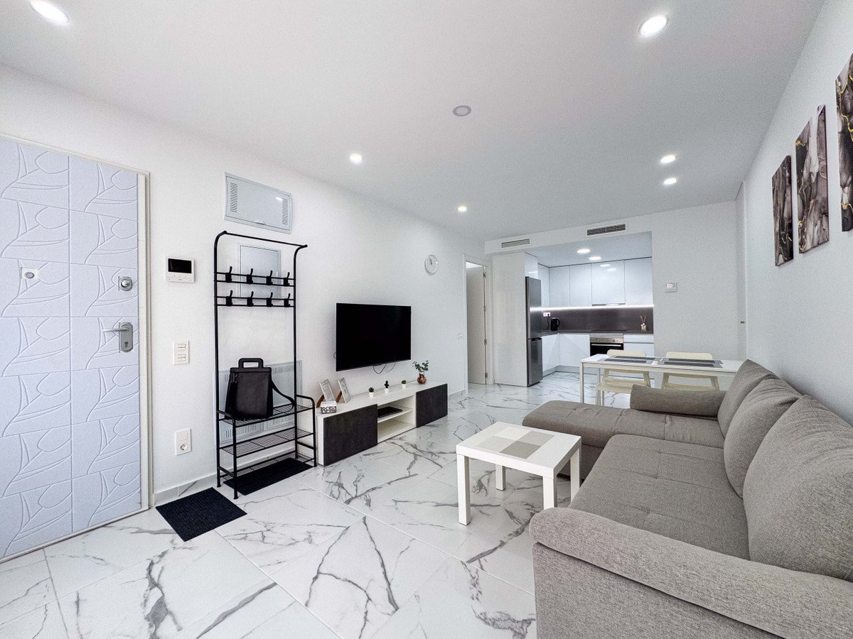 1 Bed Middle Floor Apartment in Playa Del Cura