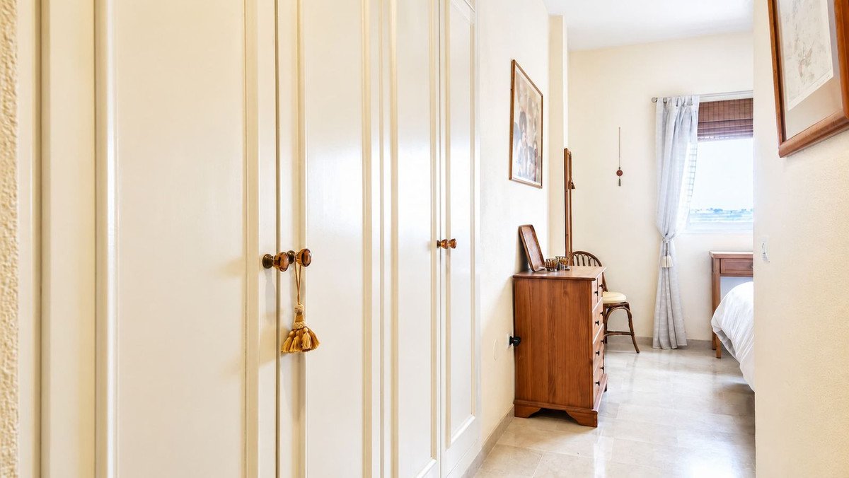 2 Bed Ground Floor Apartment in Estepona