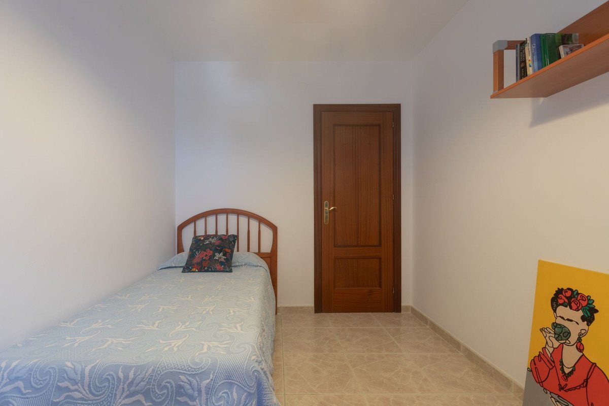 3 Bed Middle Floor Apartment in Los Boliches
