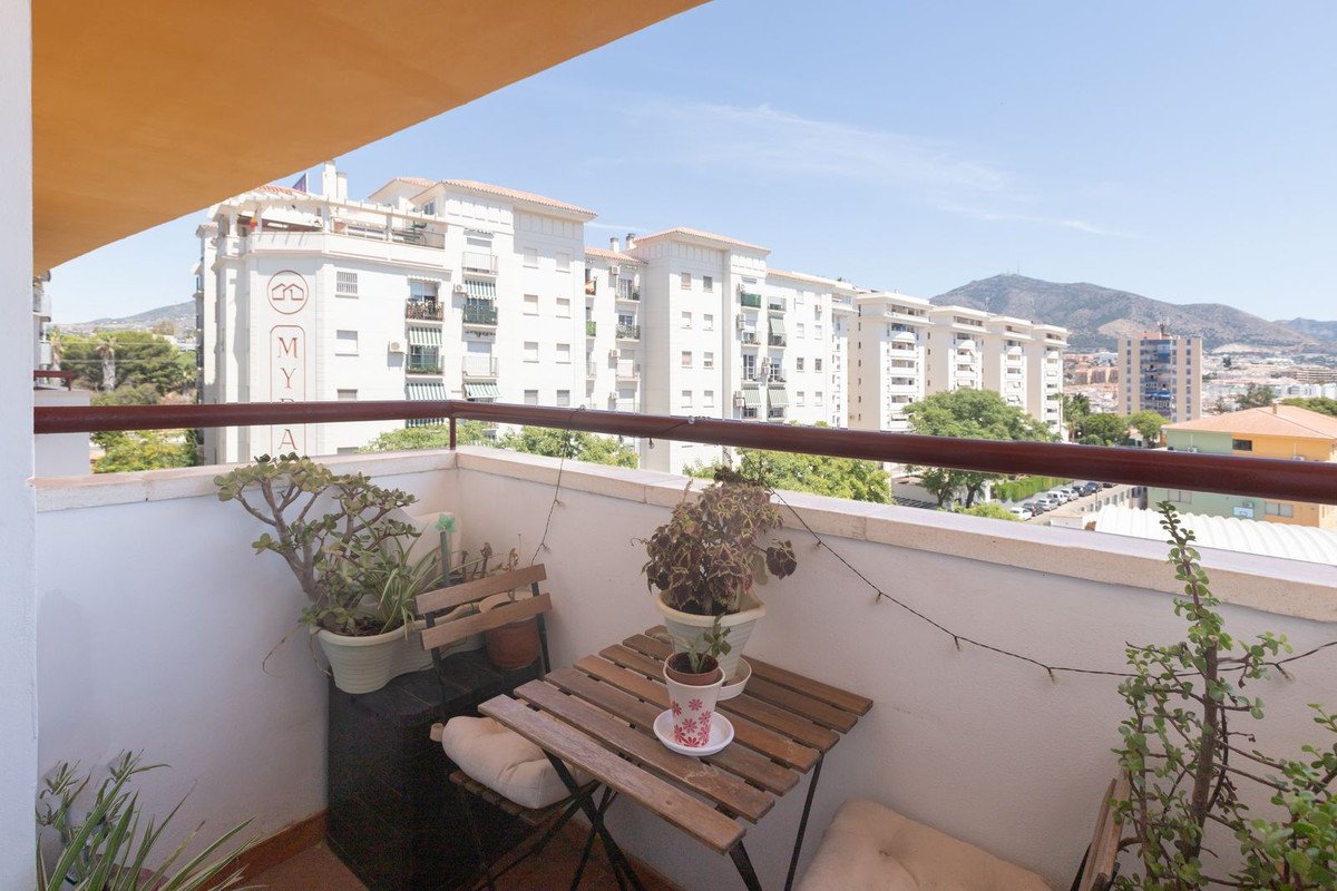 3 Bed Middle Floor Apartment in Los Boliches