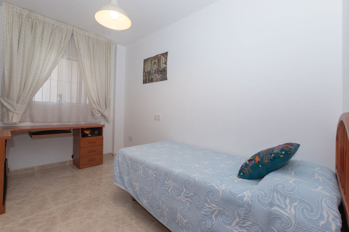 3 Bed Middle Floor Apartment in Los Boliches