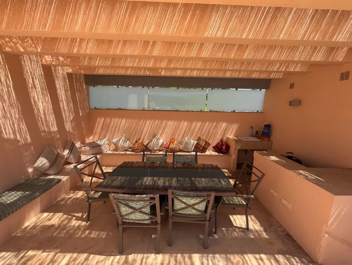 3 Bed Semi-Detached House in San Enrique
