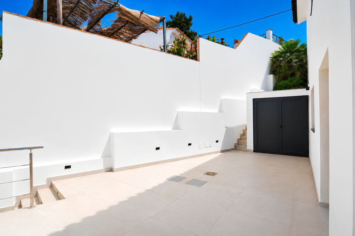 3 Bed Detached Villa in Torreblanca