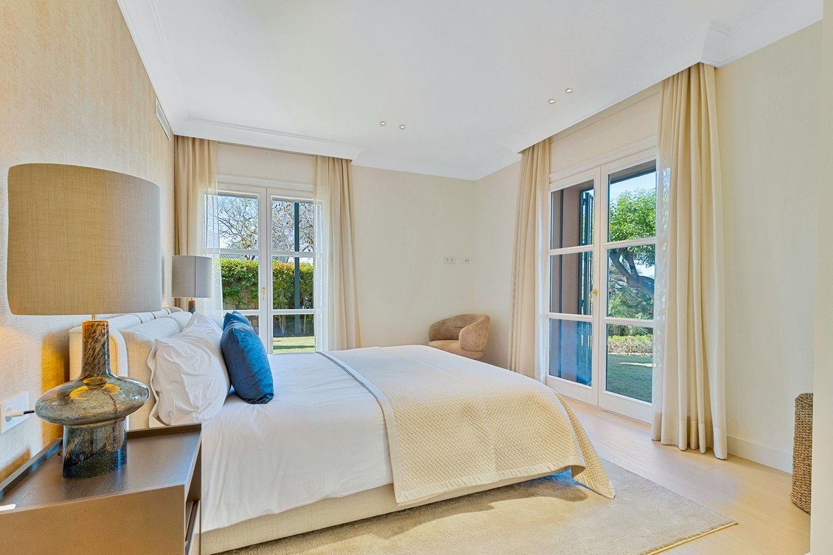 6 Bed Detached Villa in Benahavís