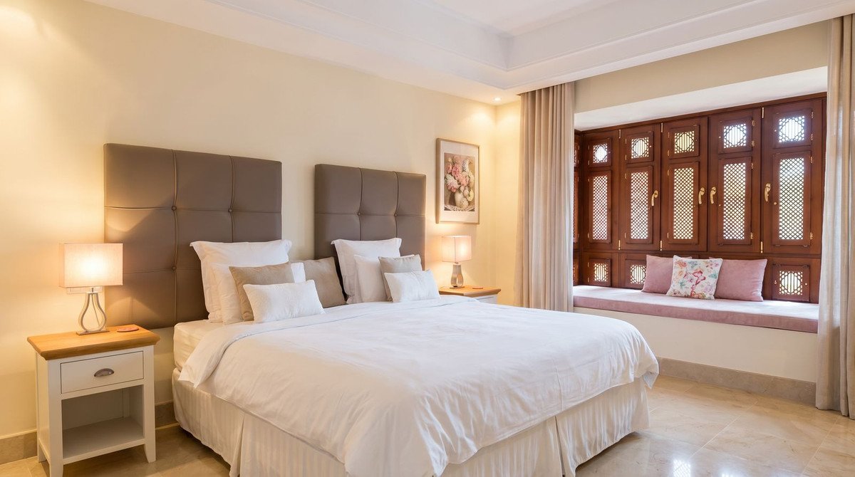 2 Bed Middle Floor Apartment in Nueva Andalucía