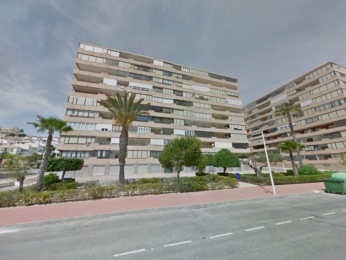 2 Bed Ground Floor Apartment in La Mata