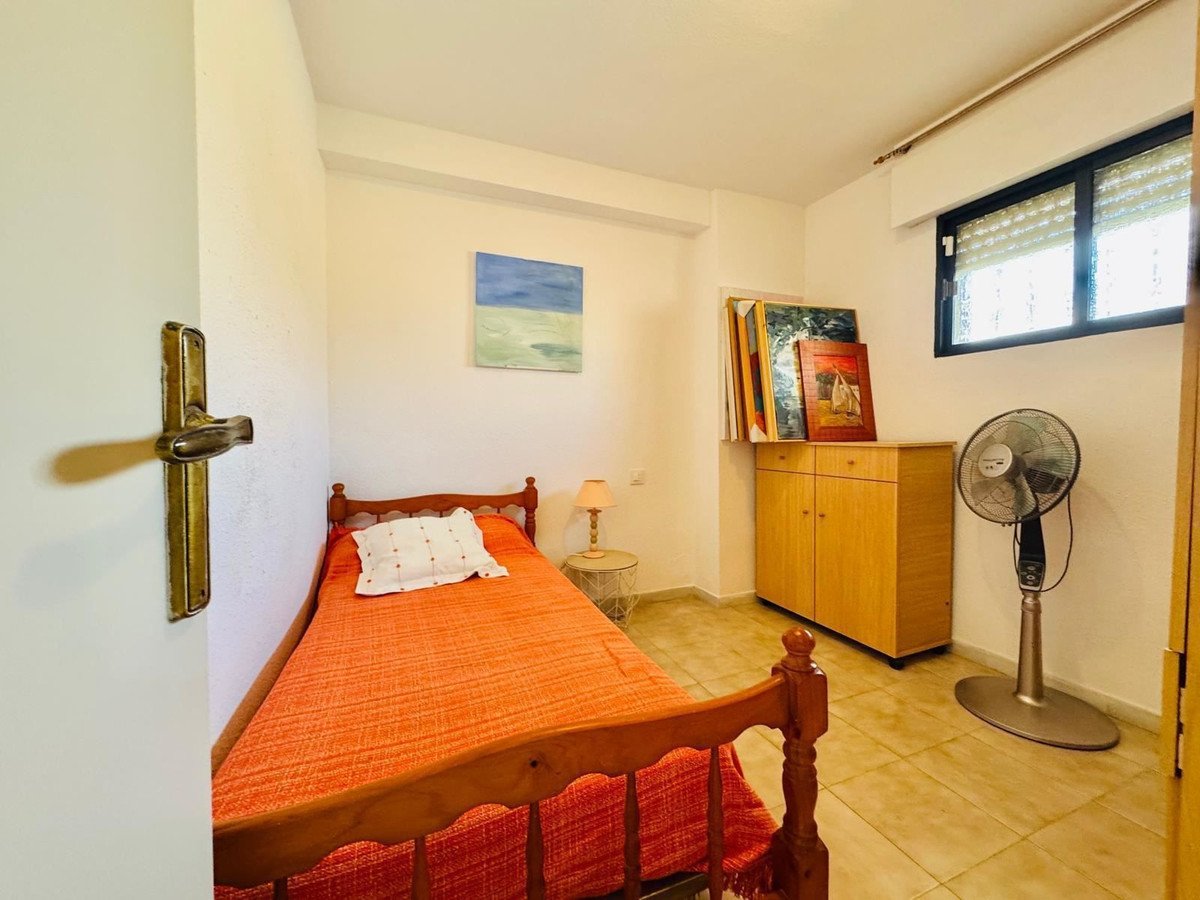 2 Bed Ground Floor Apartment in La Mata
