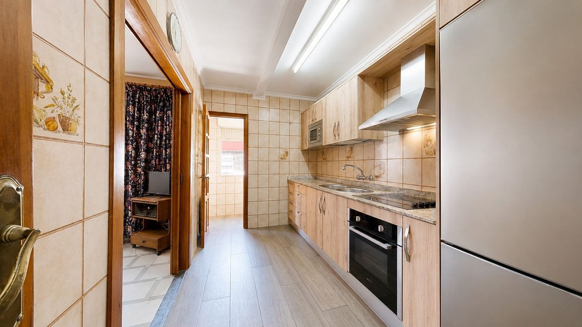 3 Bed Middle Floor Apartment in Tarifa