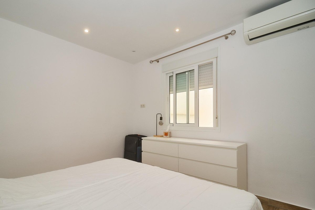 3 Bed Middle Floor Apartment in Fuengirola