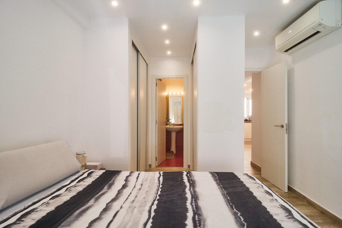 3 Bed Middle Floor Apartment in Fuengirola