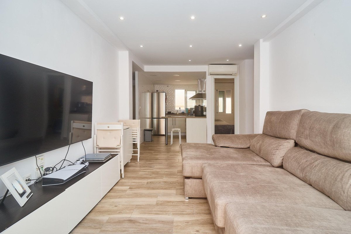3 Bed Middle Floor Apartment in Fuengirola