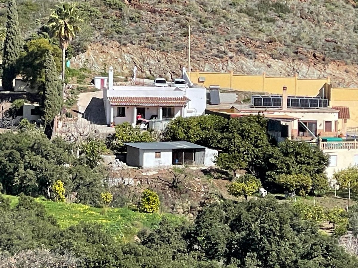 3 Bed Farm in Estepona