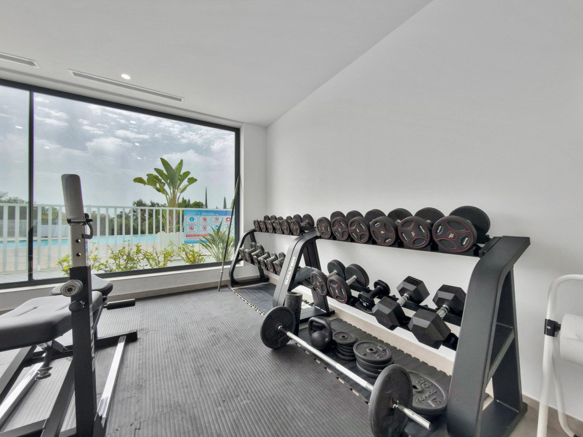 2 Bed Middle Floor Apartment in La Quinta