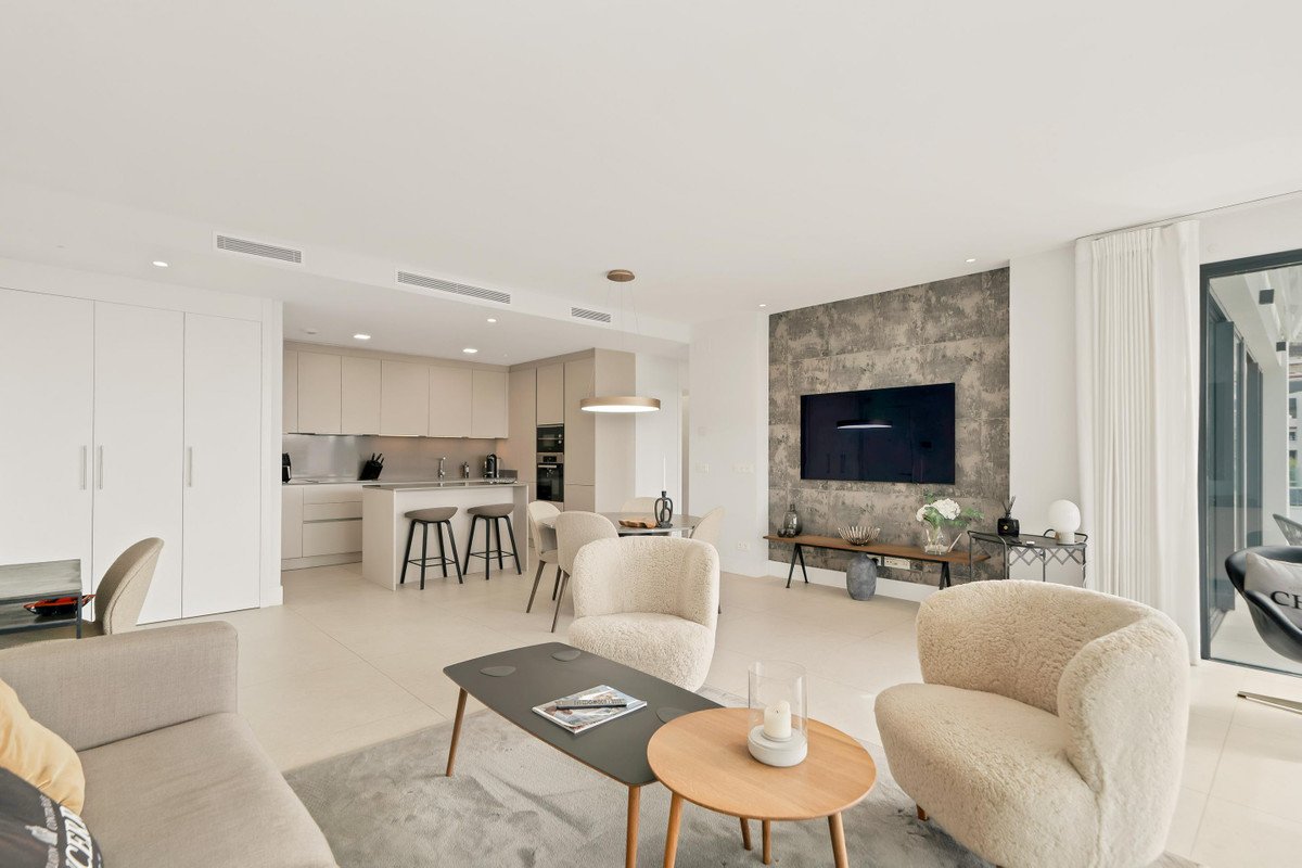 2 Bed Middle Floor Apartment in La Quinta