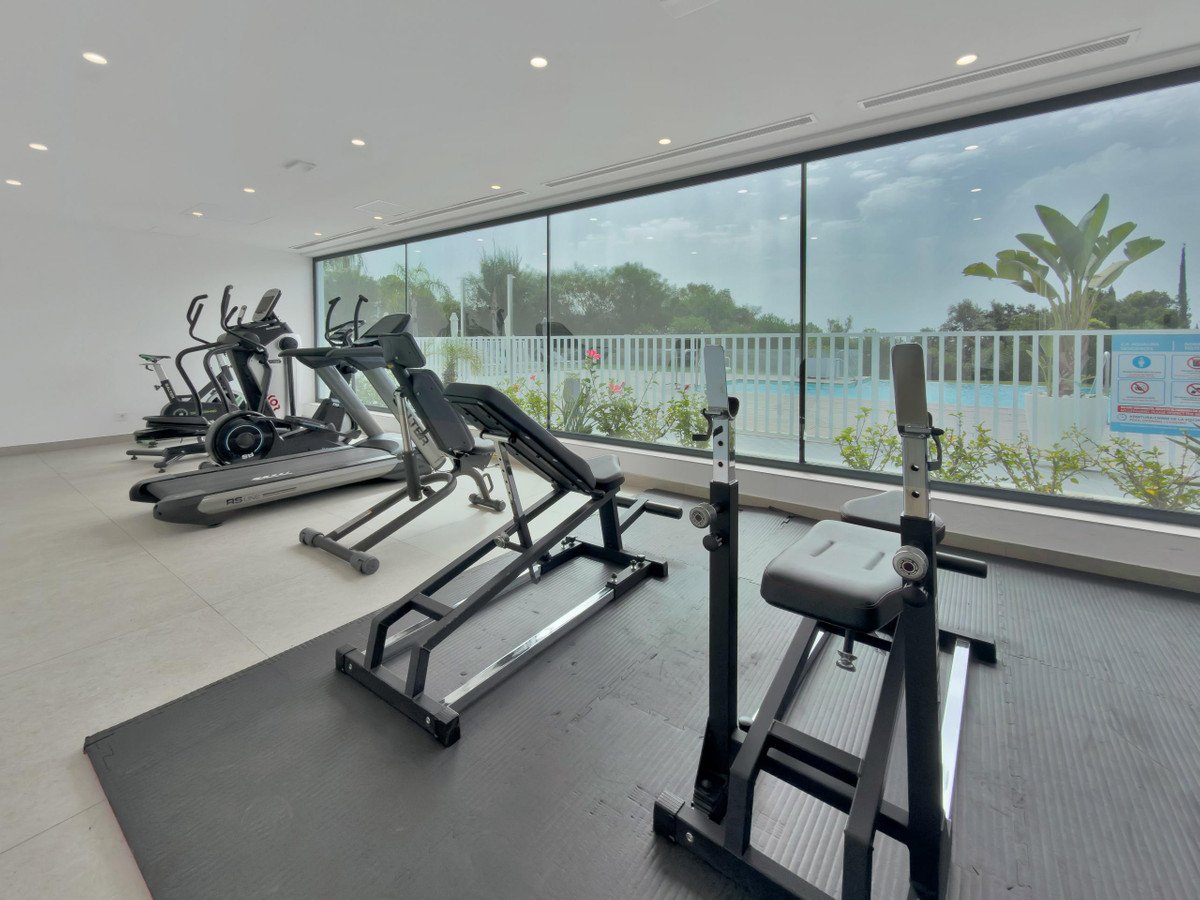 2 Bed Middle Floor Apartment in La Quinta