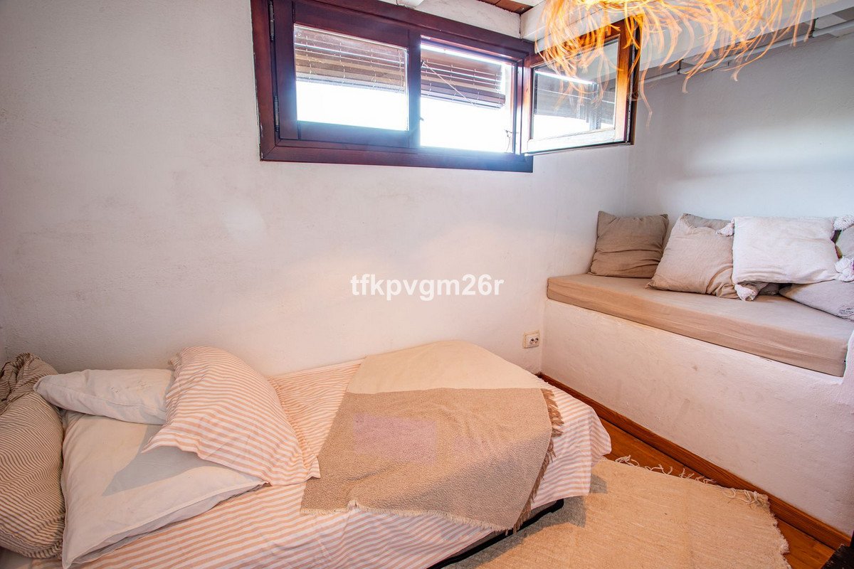 2 Bed Townhouse in Jimena de la Frontera