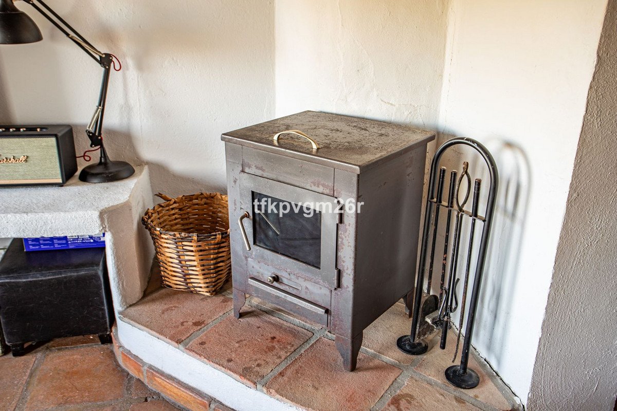 2 Bed Townhouse in Jimena de la Frontera