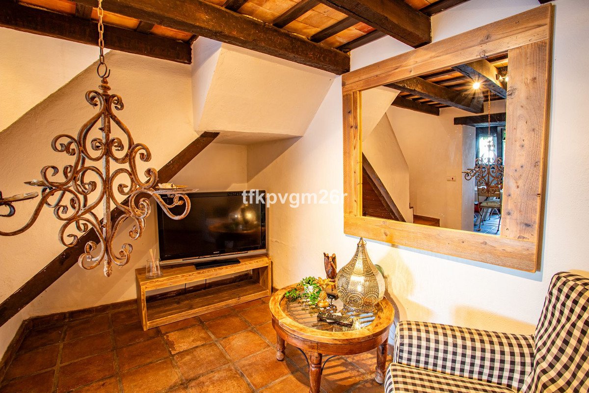 2 Bed Townhouse in Jimena de la Frontera