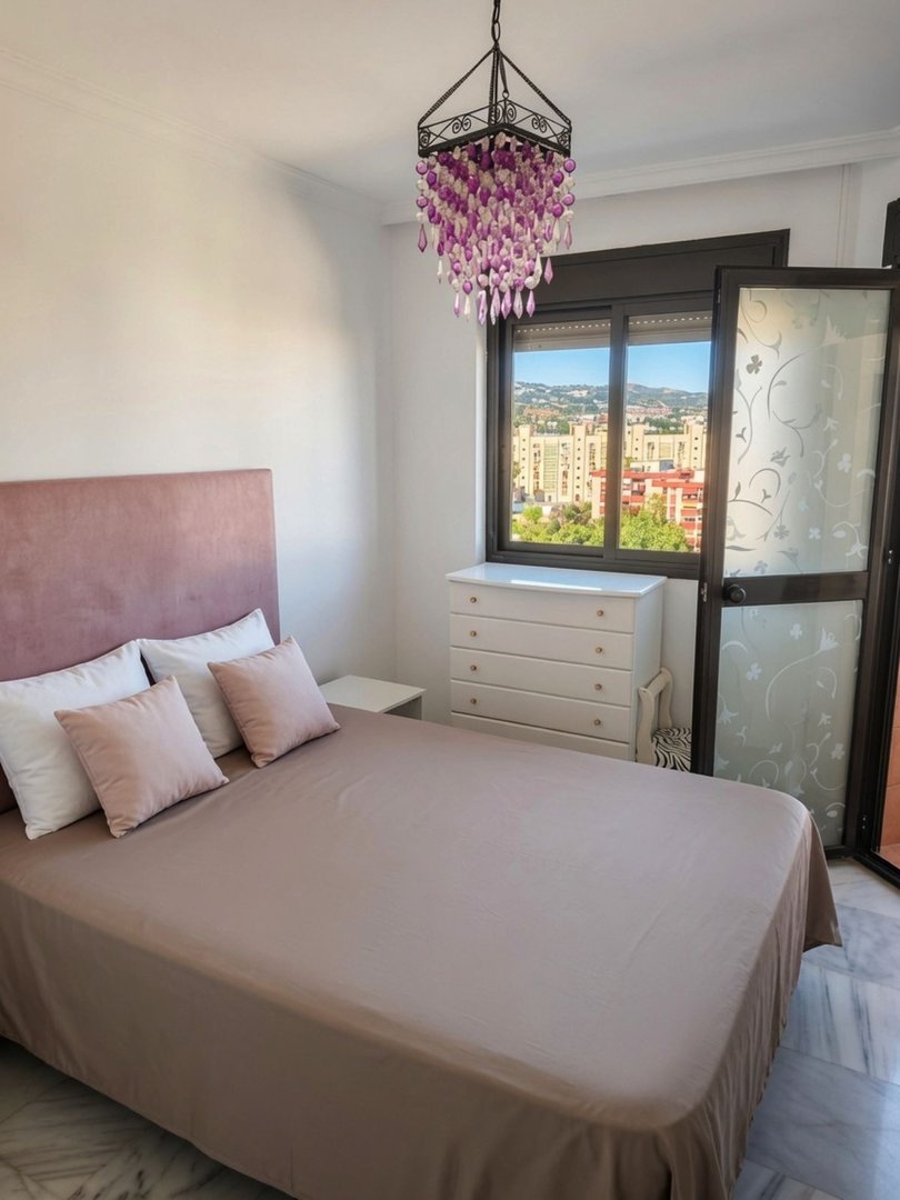 3 Bed Middle Floor Apartment in Marbella