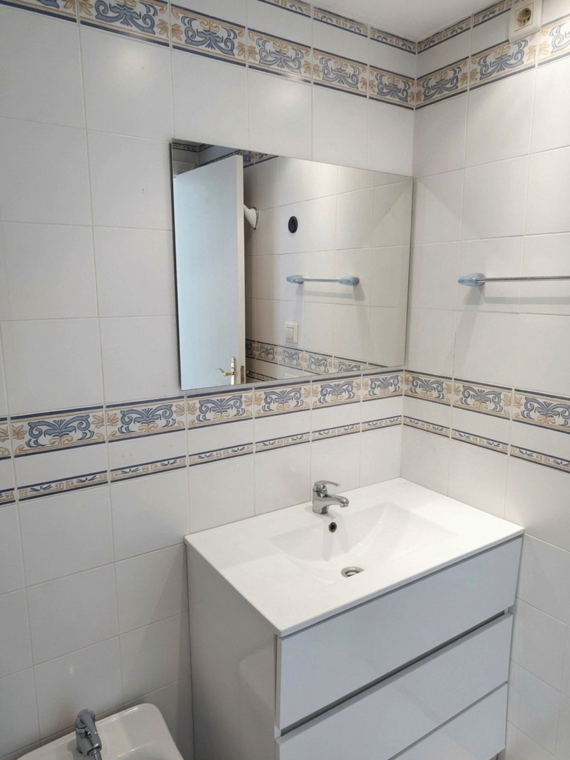 3 Bed Middle Floor Apartment in Marbella