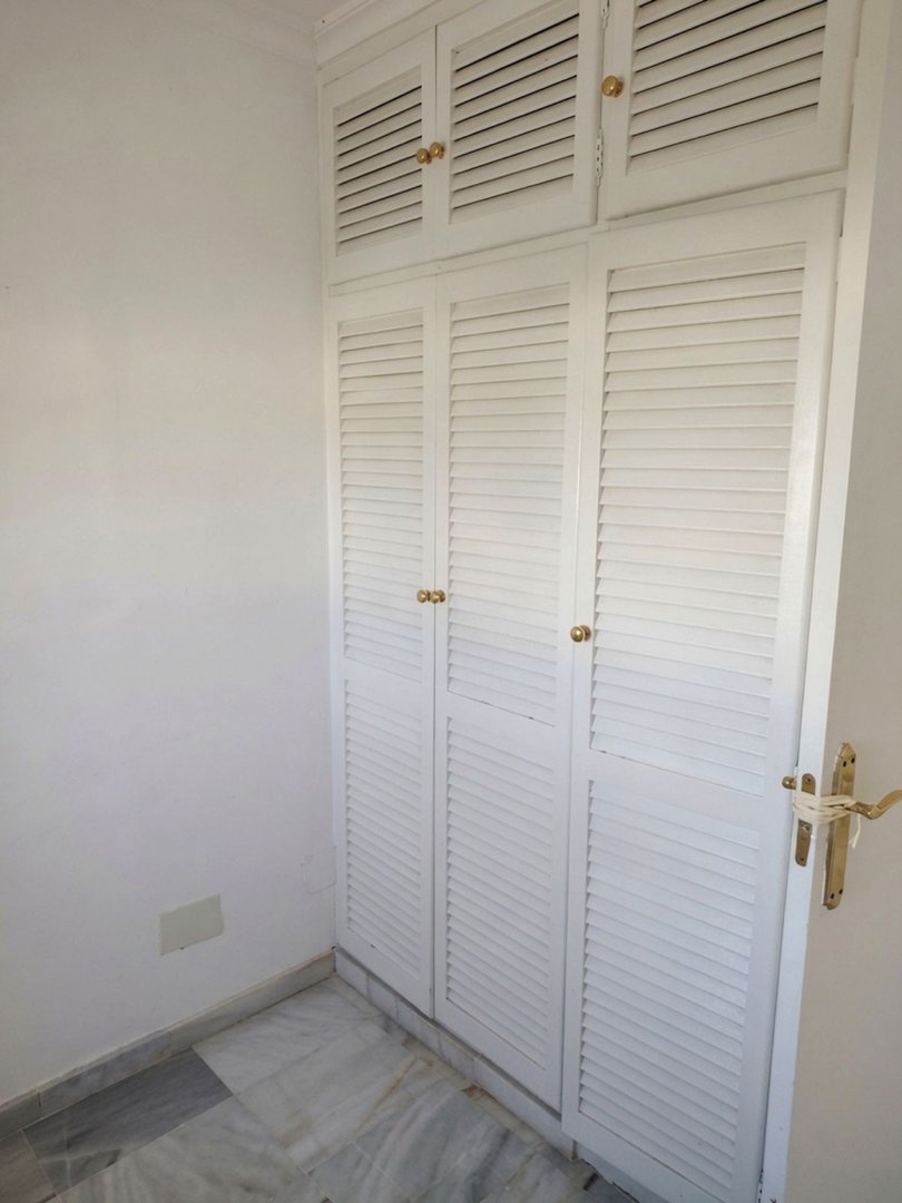 3 Bed Middle Floor Apartment in Marbella