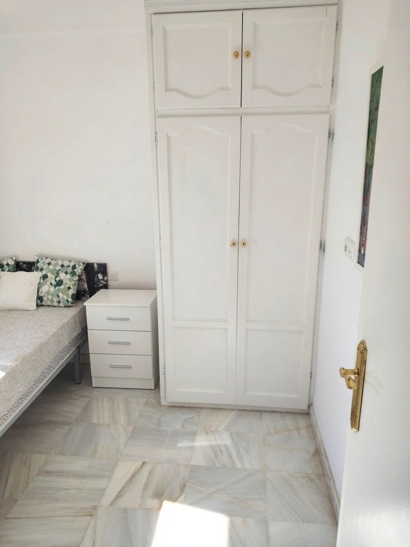 3 Bed Middle Floor Apartment in Marbella