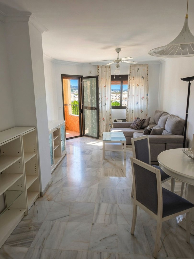 3 Bed Middle Floor Apartment in Marbella