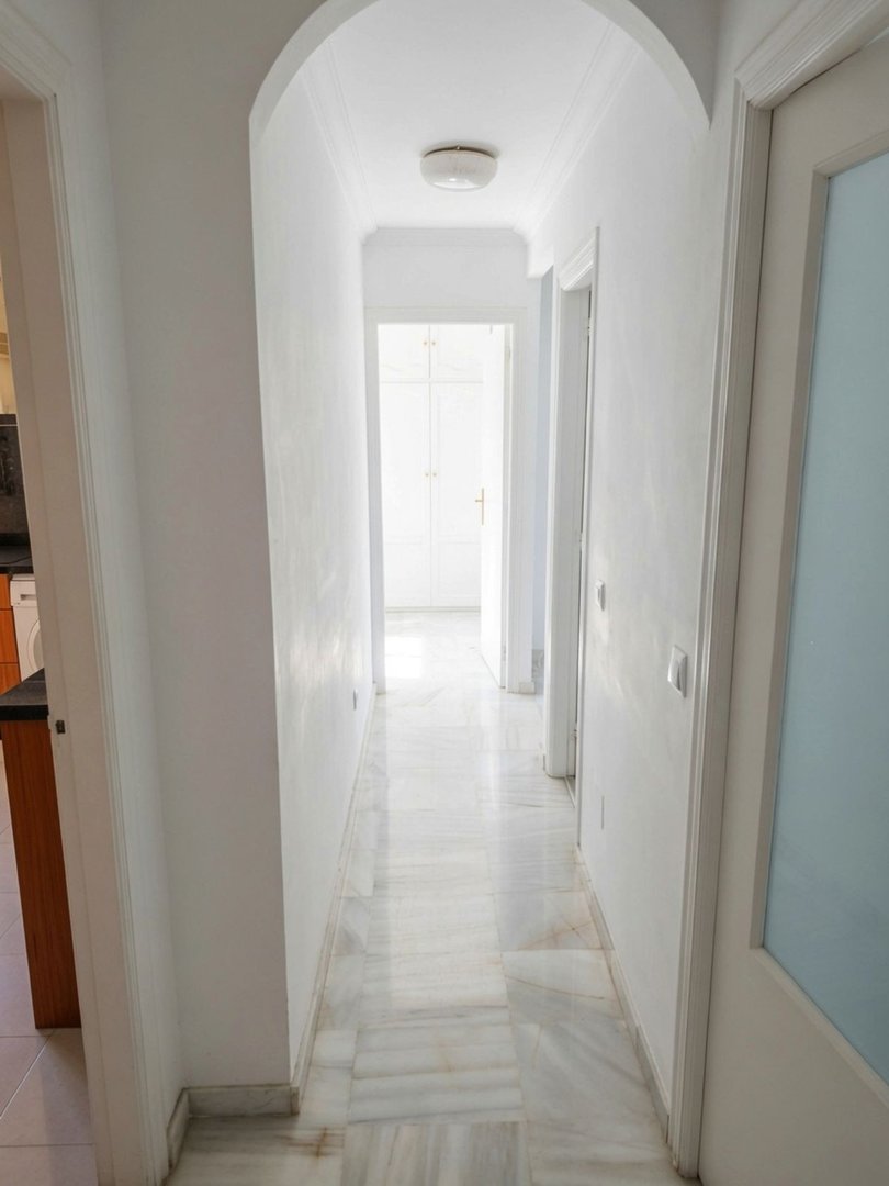 3 Bed Middle Floor Apartment in Marbella