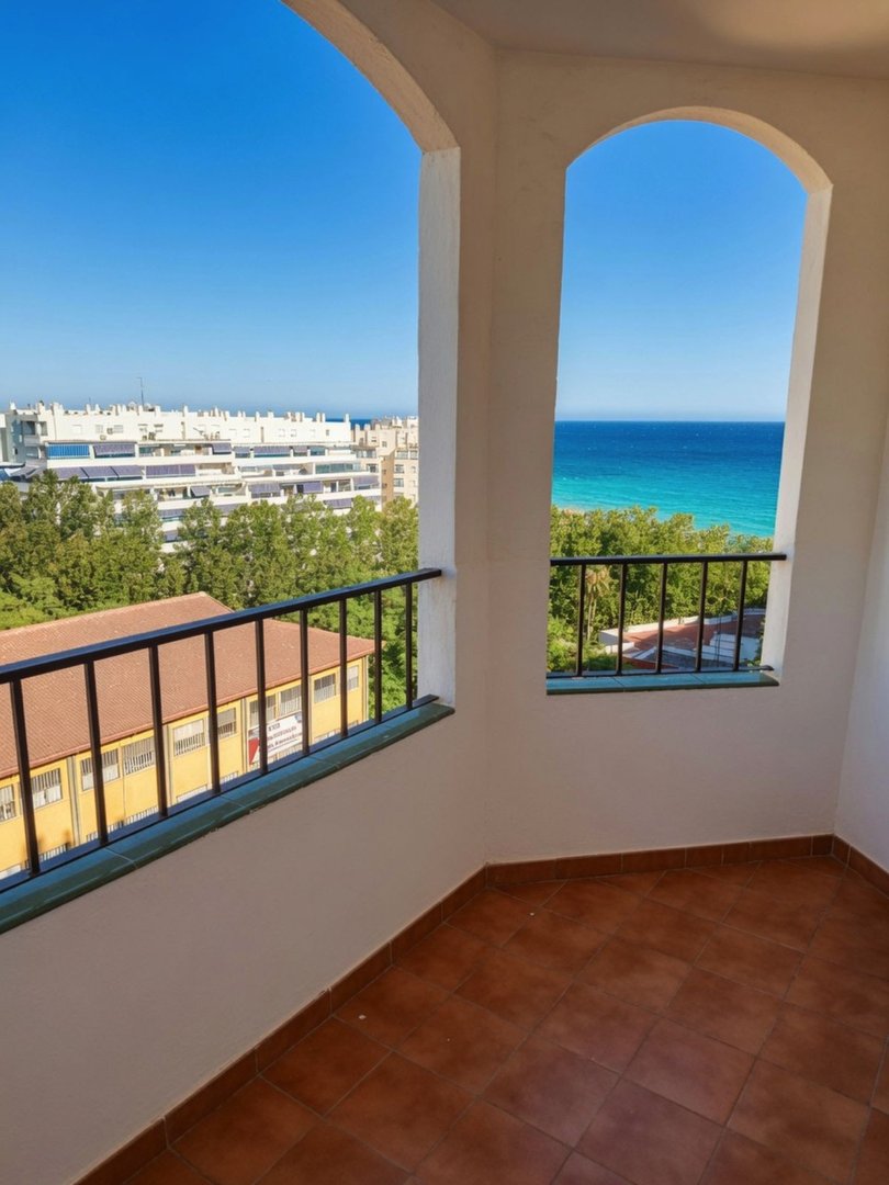3 Bed Middle Floor Apartment in Marbella