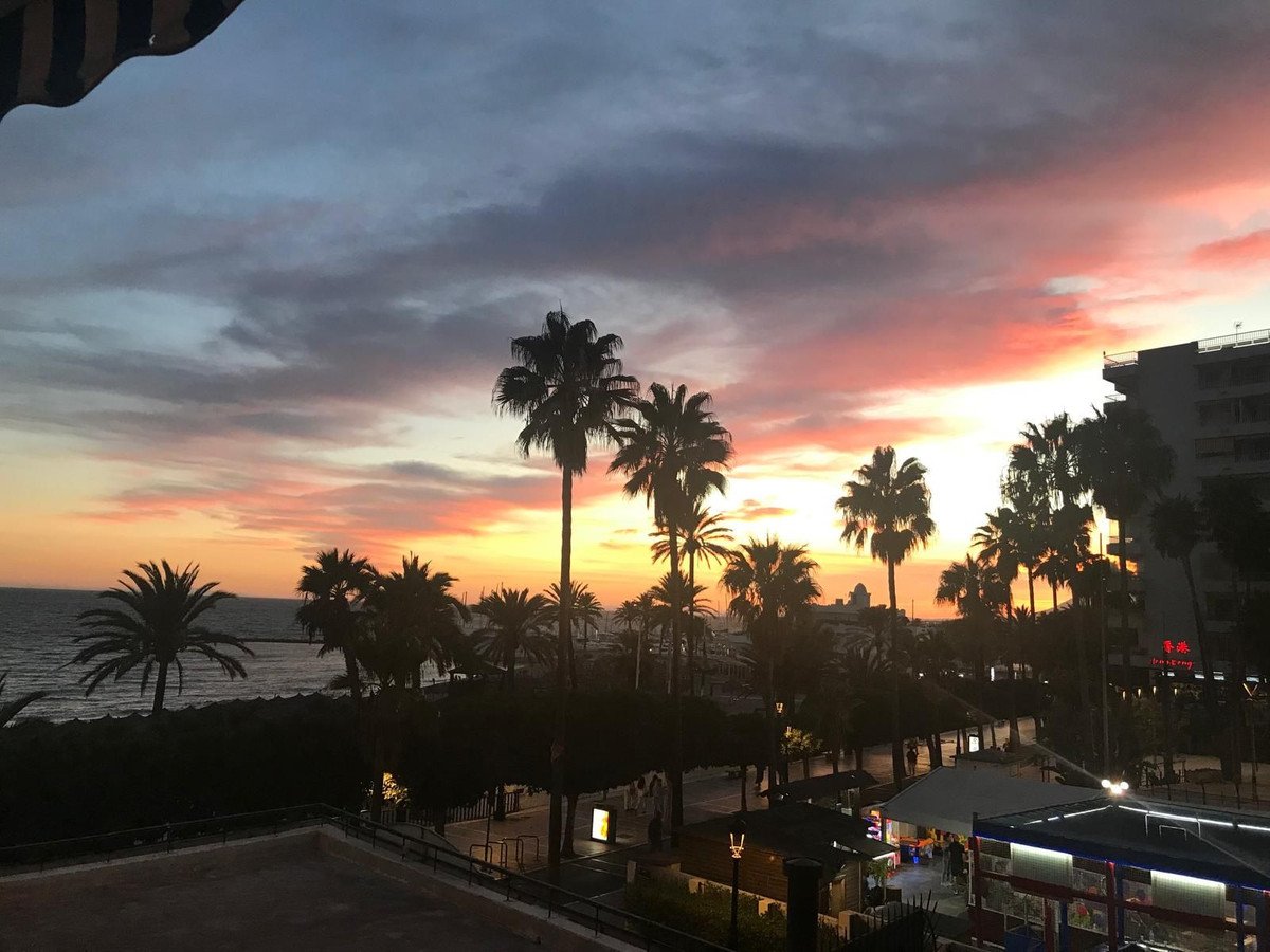 1 Bed Middle Floor Apartment in Marbella