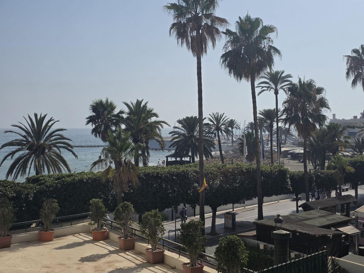 1 Bed Middle Floor Apartment in Marbella