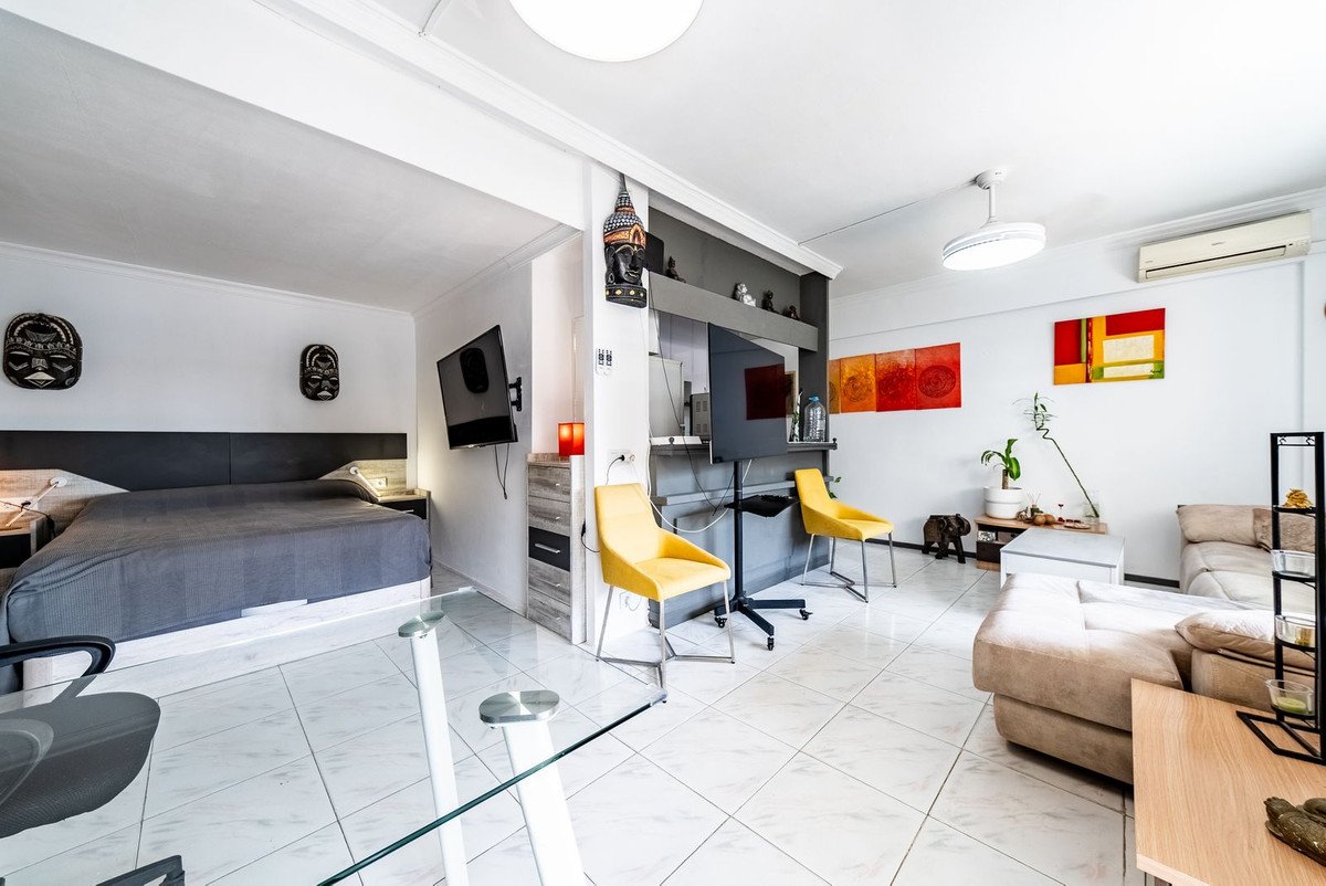 1 Bed Middle Floor Apartment in Marbella