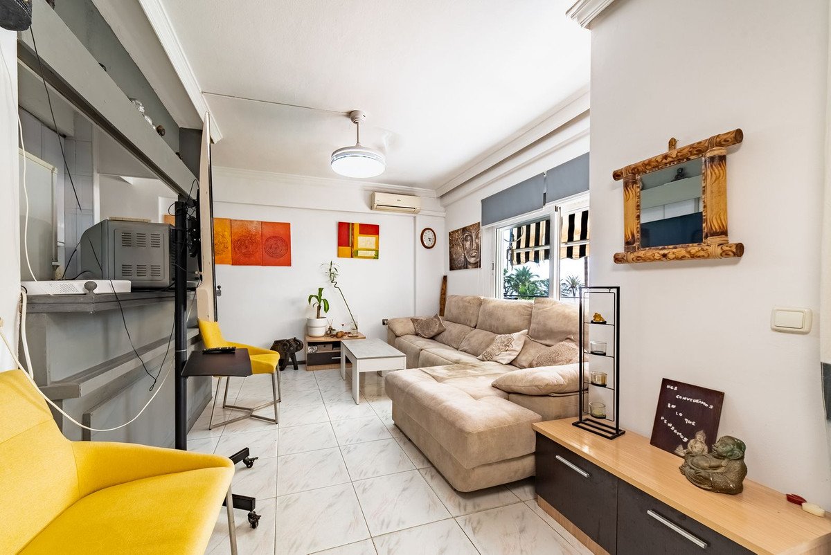 1 Bed Middle Floor Apartment in Marbella