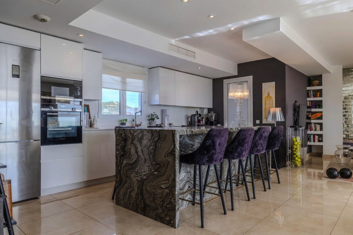 3 Bed Penthouse Duplex in Altos de los Monteros