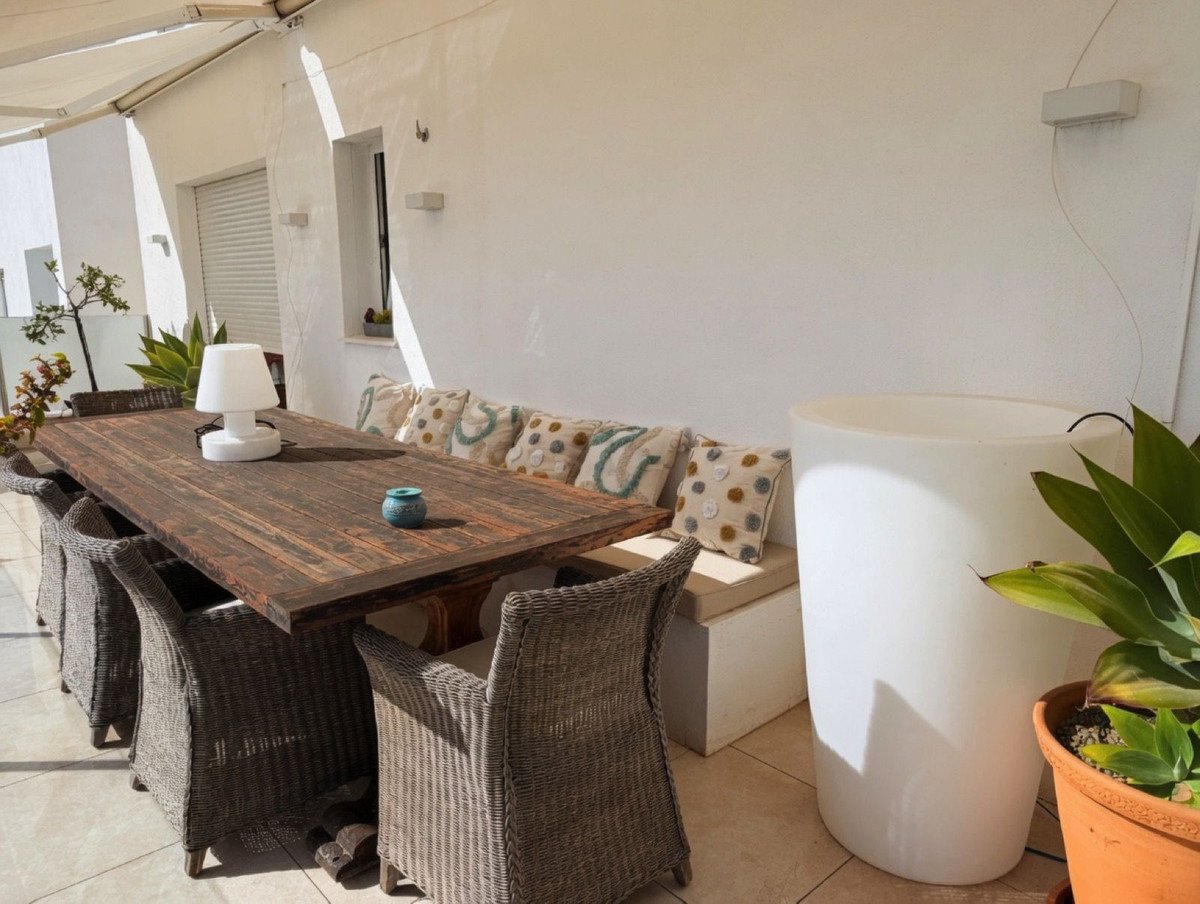 3 Bed Penthouse Duplex in Altos de los Monteros