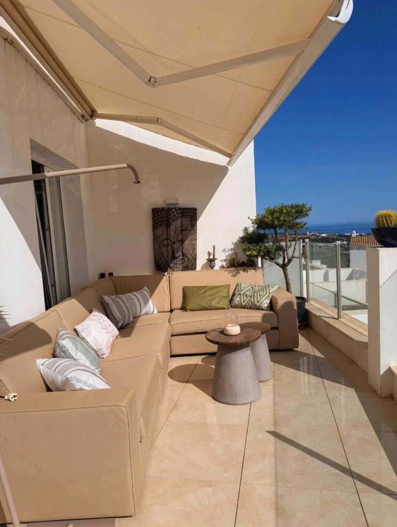 3 Bed Penthouse Duplex in Altos de los Monteros