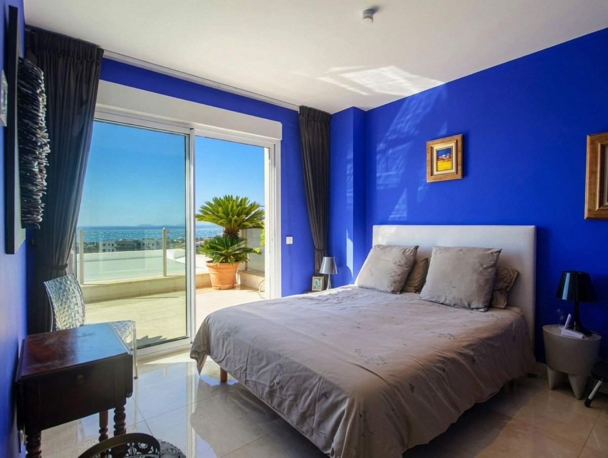 3 Bed Penthouse Duplex in Altos de los Monteros