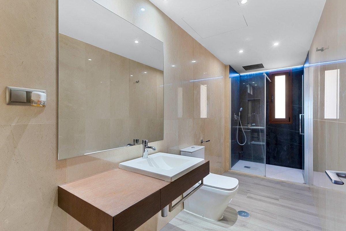 3 Bed Penthouse in Nueva Andalucía