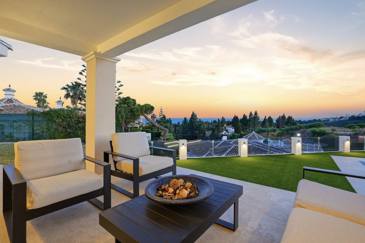 4 Bed Detached Villa in El Chaparral