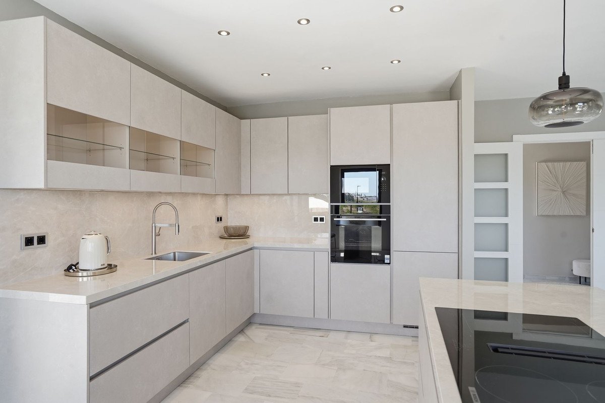 4 Bed Detached Villa in El Chaparral