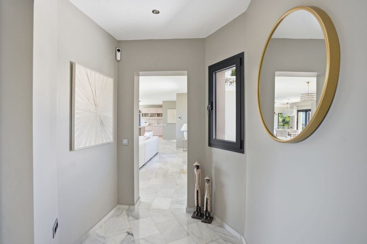 4 Bed Detached Villa in El Chaparral