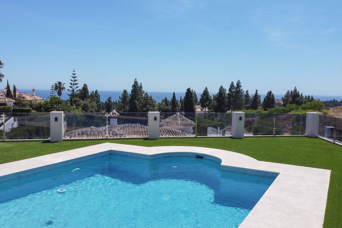 4 Bed Detached Villa in El Chaparral