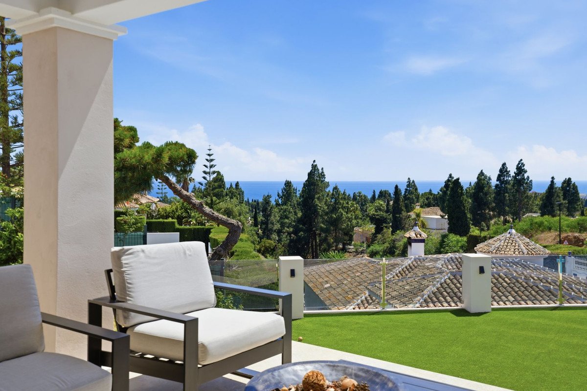 4 Bed Detached Villa in El Chaparral