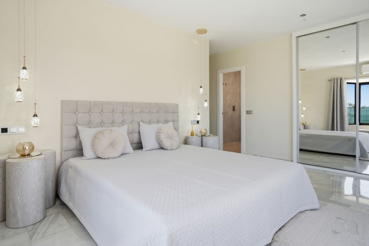 4 Bed Detached Villa in El Chaparral