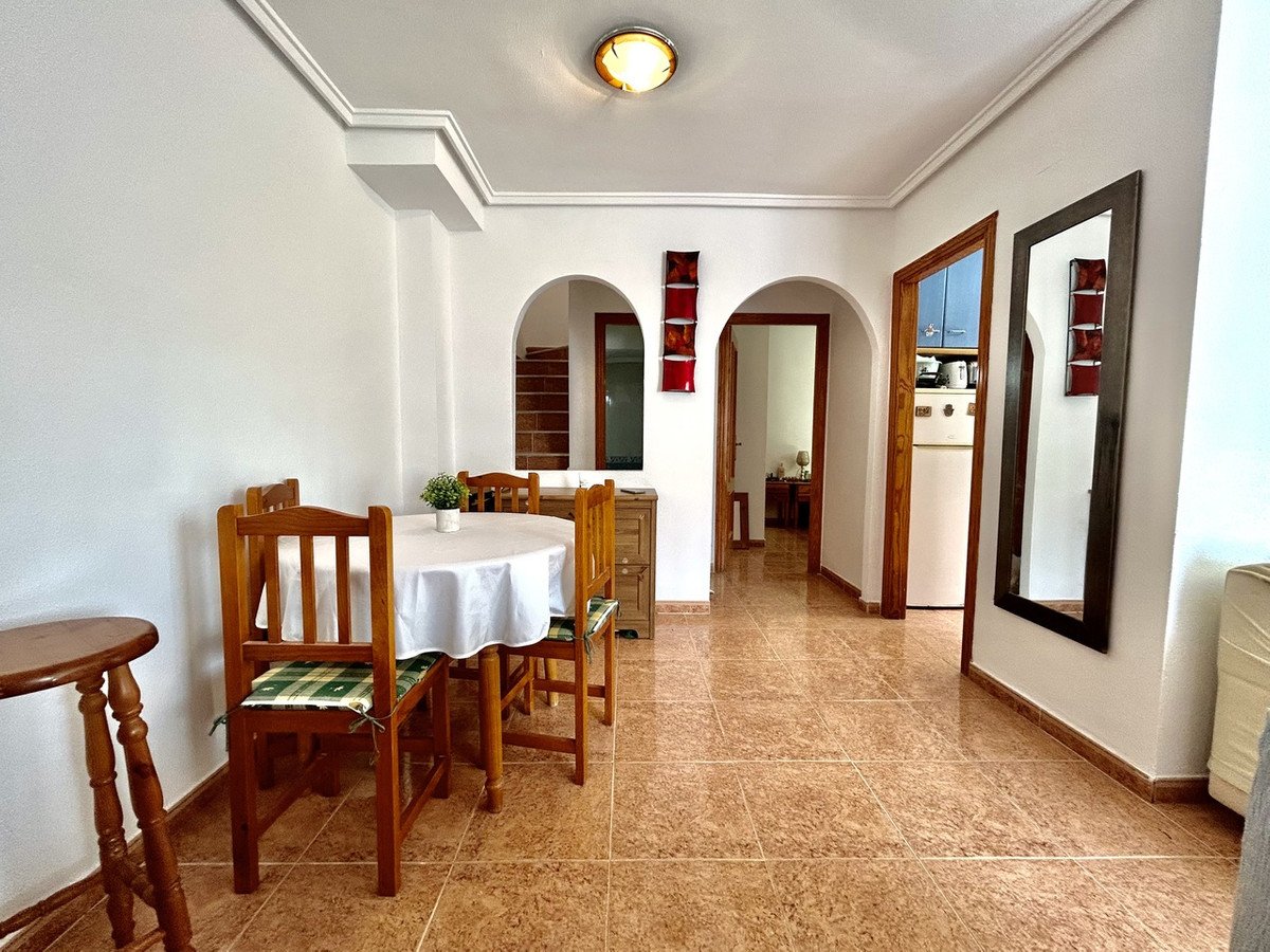 3 Bed Townhouse in Los Altos