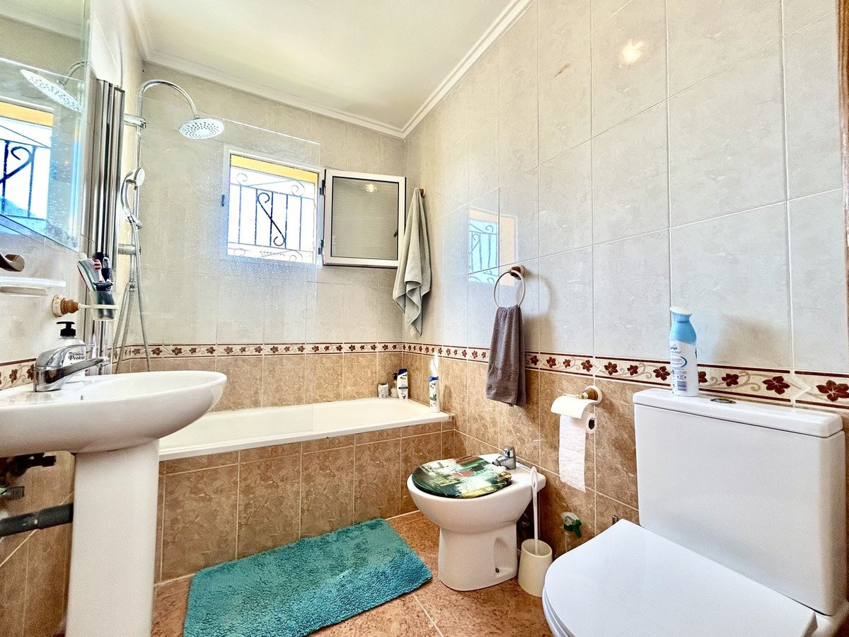 3 Bed Townhouse in Los Altos