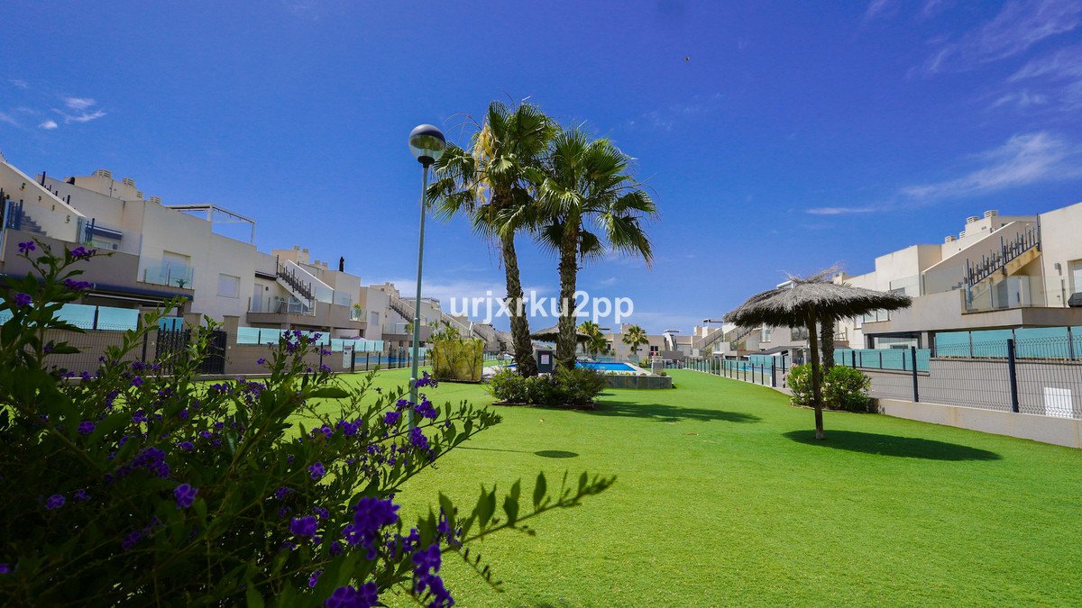 2 Bed Ground Floor Apartment in Aguas Nuevas
