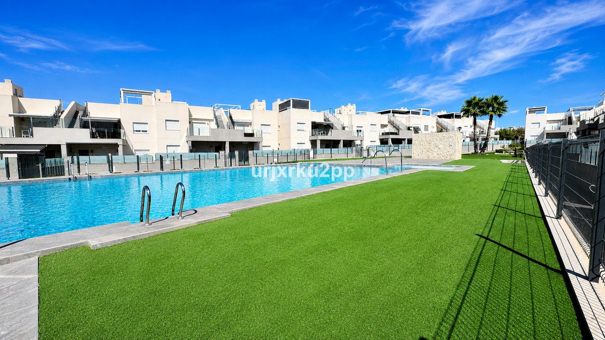 2 Bed Ground Floor Apartment in Aguas Nuevas